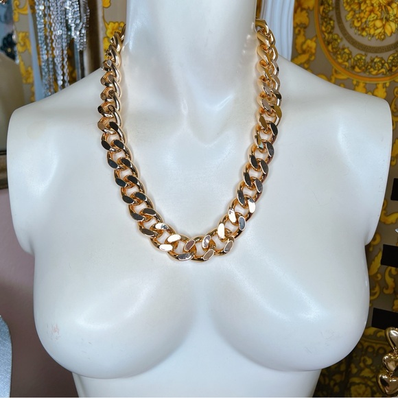 18k Gold plated 16” to 19” link chain necklace 🌟 gorgeous - Picture 2 of 6